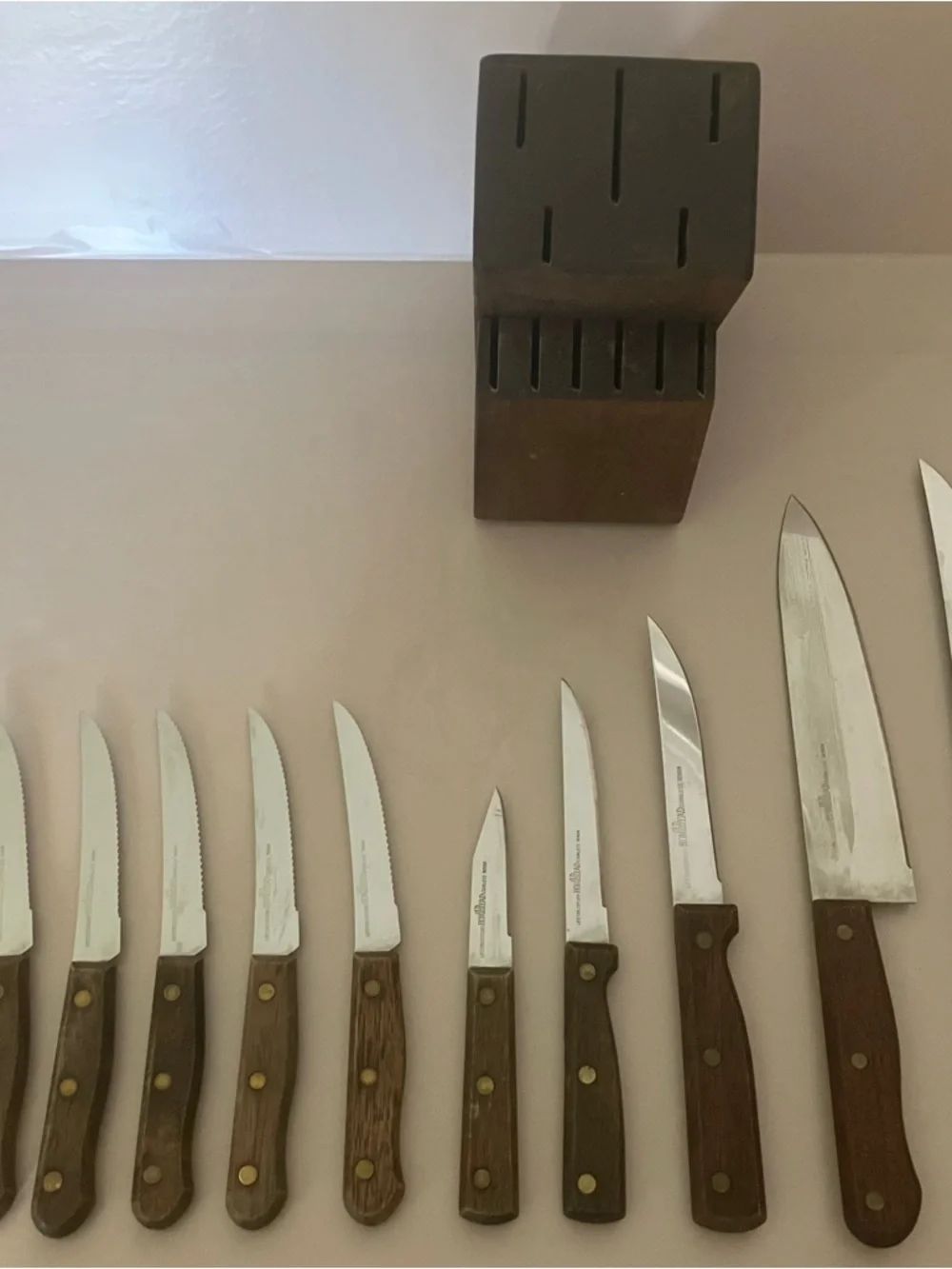 Vintage Old‎ Homestead 12 Piece Knife & Block Set Lifetime Cutlery